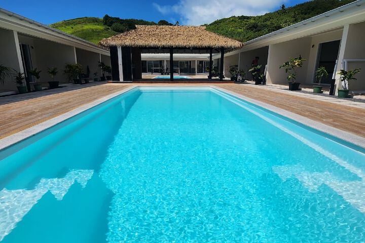 Pool 16 of 30