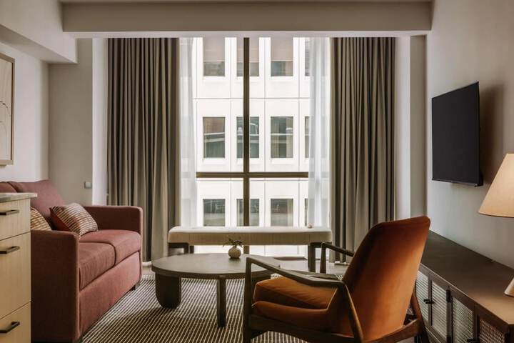 Room 20 of 44