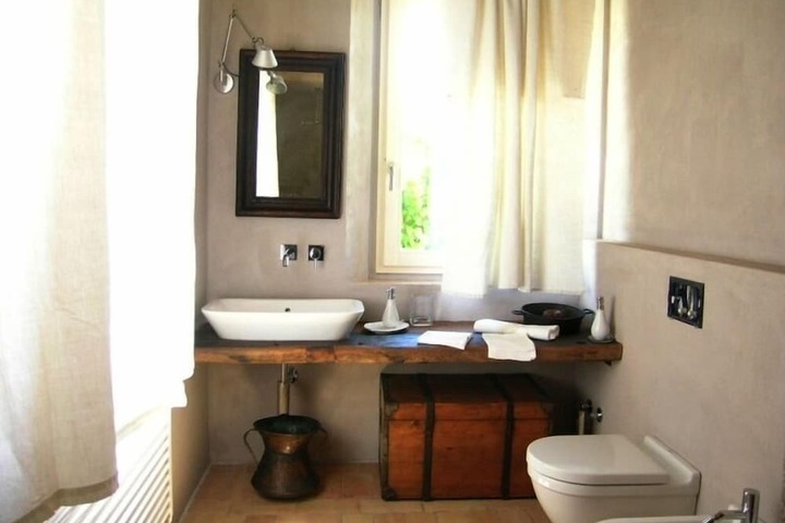 Bathroom Interior Photo