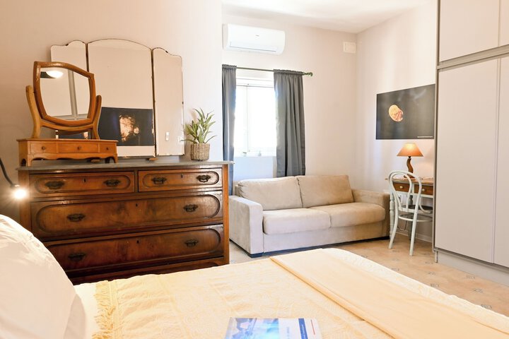 Room 14 of 40