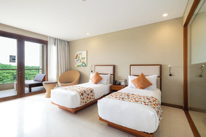 Room 18 of 65