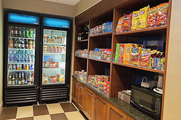 Snack bar