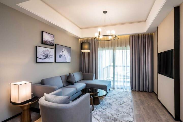Room 15 of 34