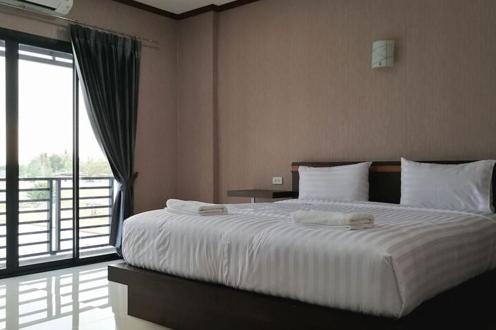 Laklada Hotel