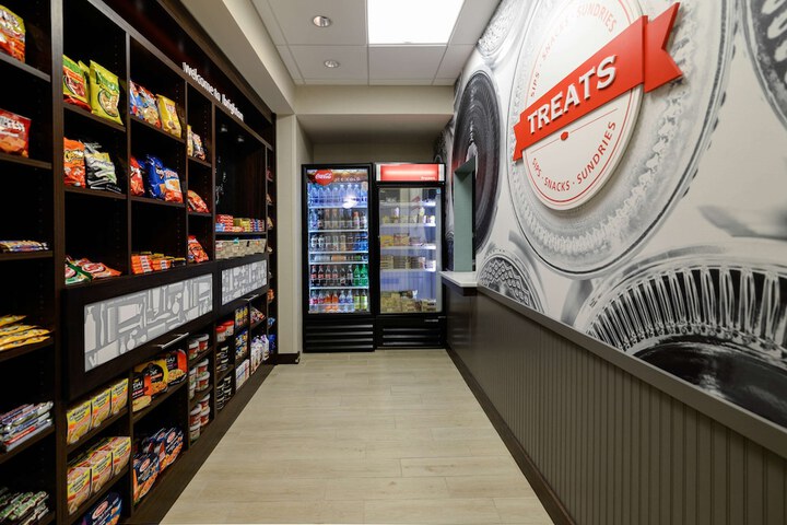 Snack bar