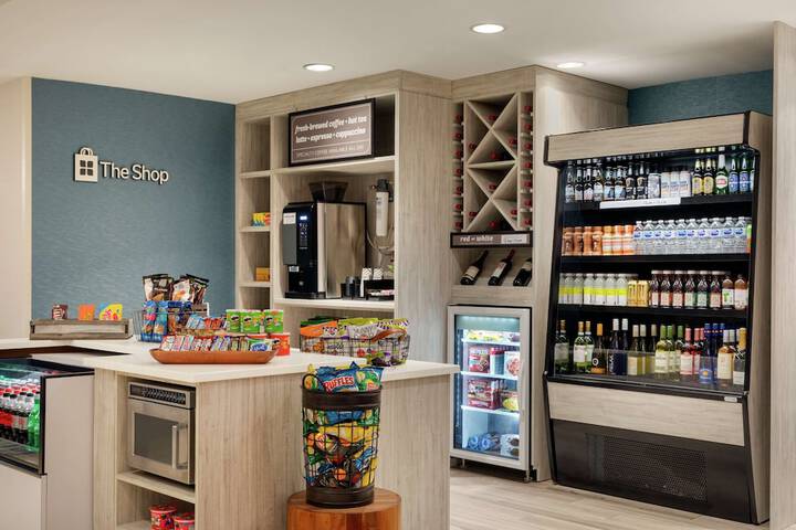 Snack bar