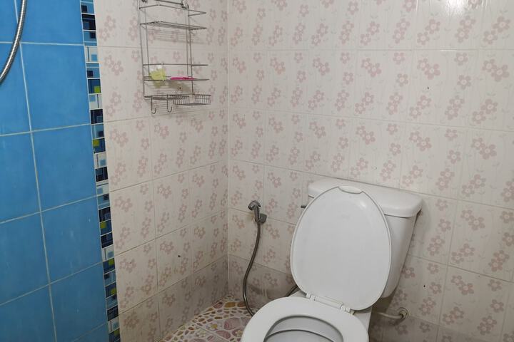 Room 11 of 52
