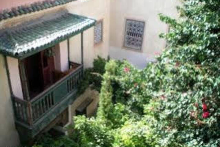 Dar Jirane