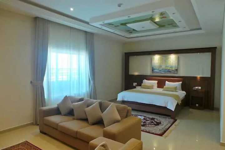 Room 9 of 61