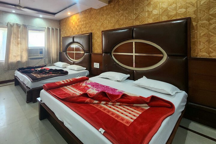 Room 43 of 49