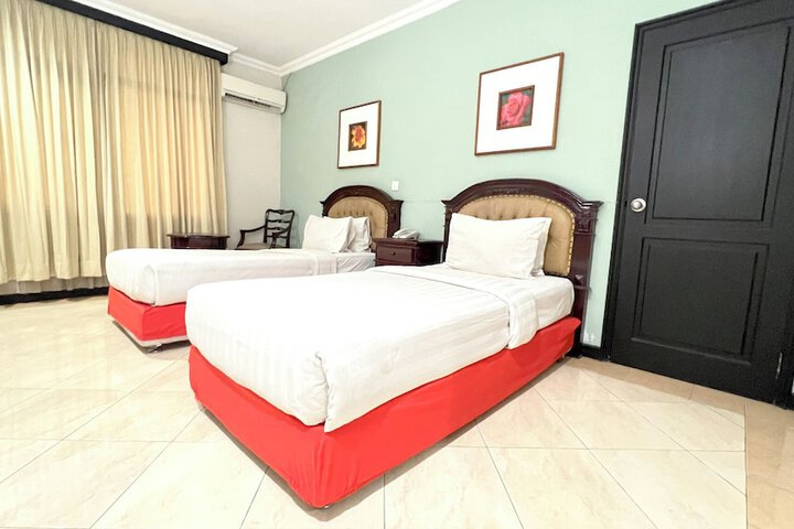 Room 20 of 53