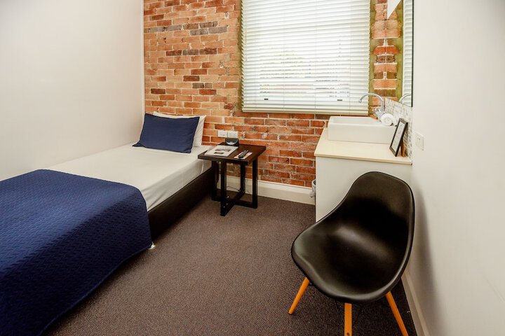 Room 13 of 41