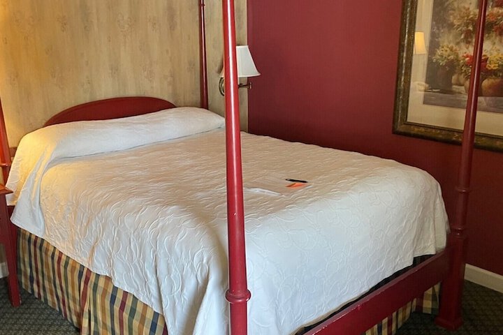 Room 51 of 81