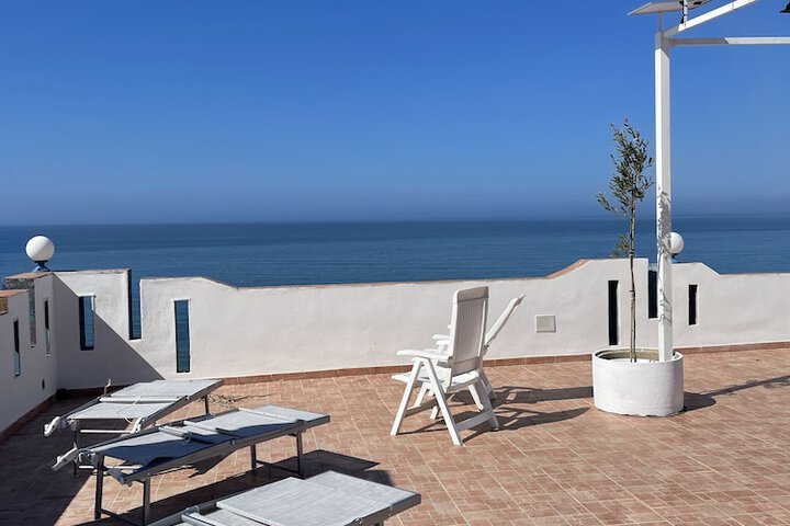 Sundeck 54 of 69