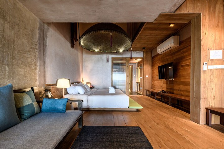 Room 29 of 79