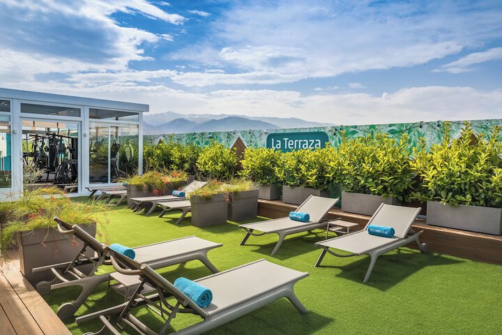 Sundeck 105 of 111