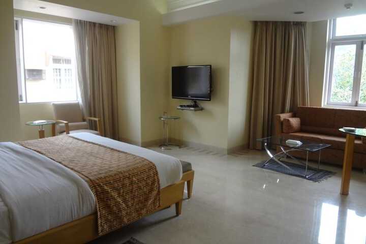 Room 22 of 36
