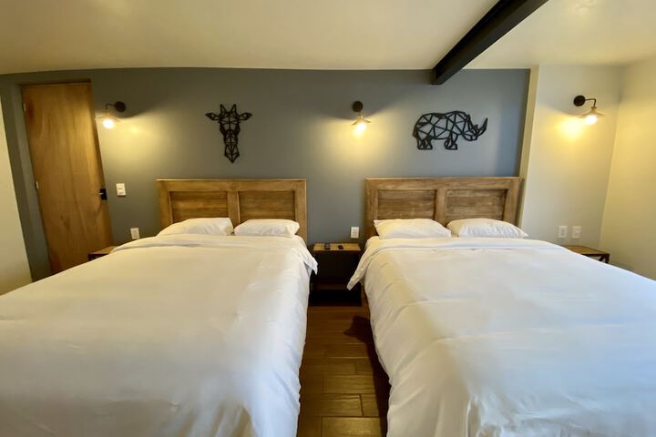 Room 2 of 57