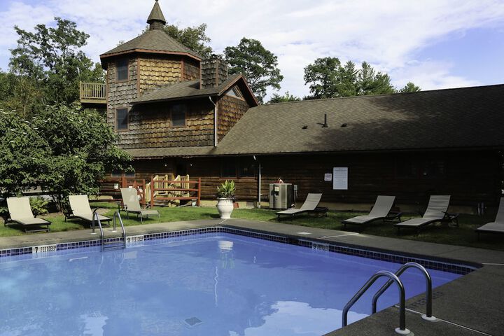 Pool 11 of 62