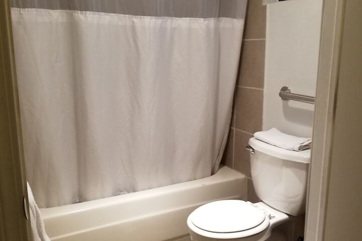 Room 18 of 22