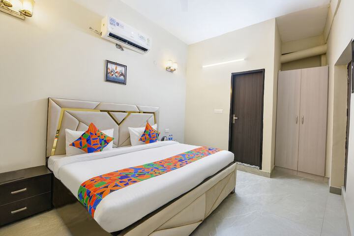 Room 19 of 26