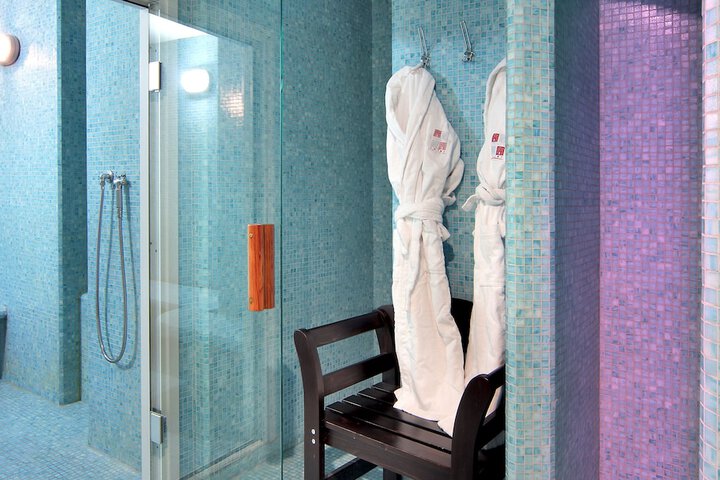 Steam room