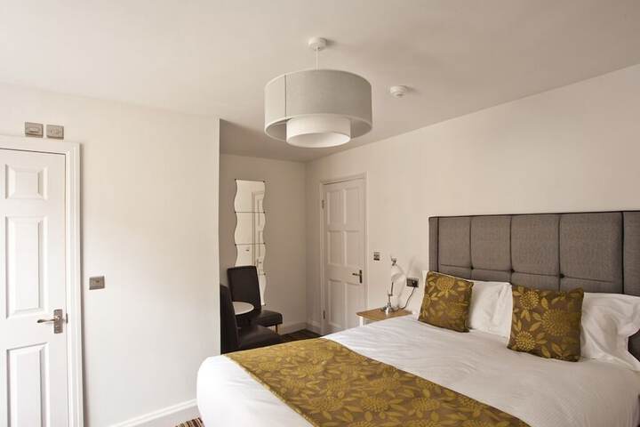Room 10 of 39