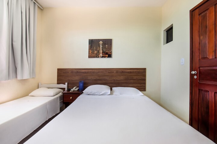 Room 17 of 32