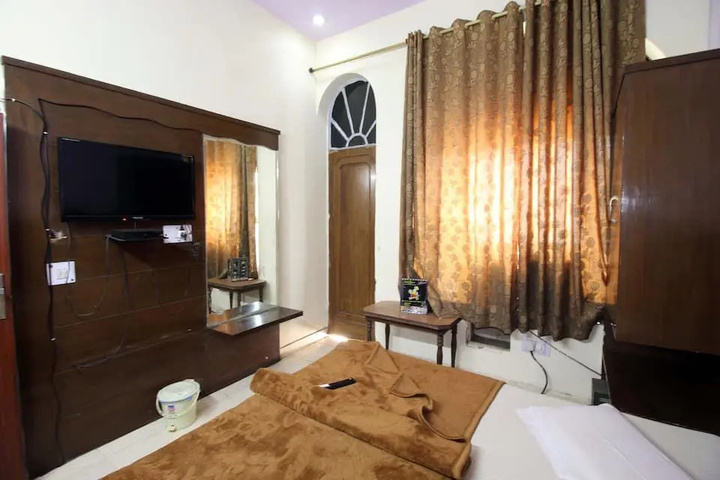 Hotel Step in International Dx