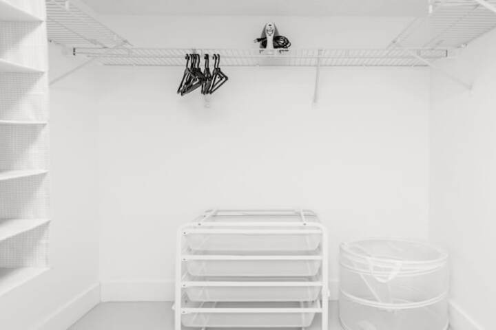 Room 11 of 177