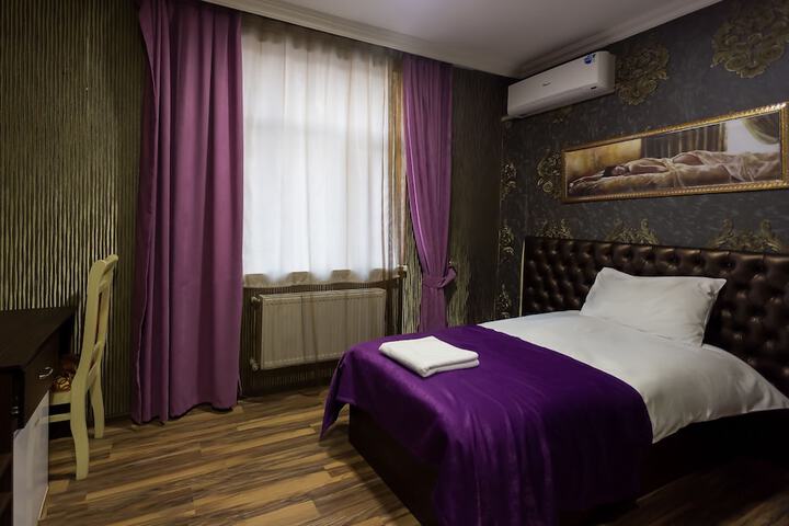 Room 14 of 45