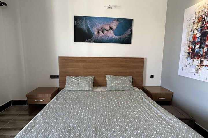 Room 3 of 29