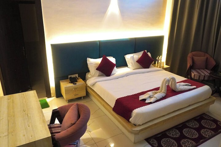 Room 15 of 41