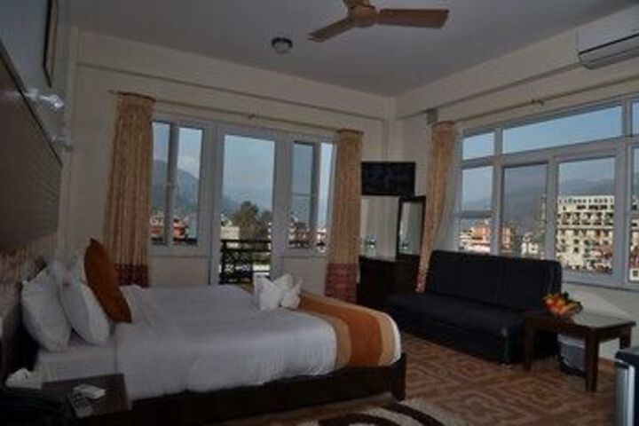 Room 47 of 70