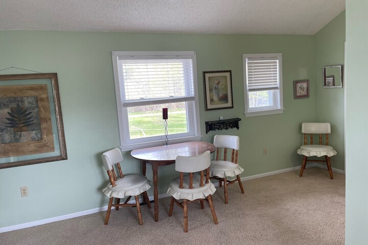 Room 16 of 49
