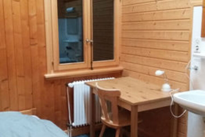 Room 17 of 22
