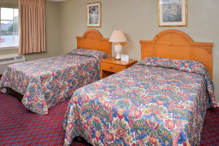 Red Carpet Inn Hornwood Drive
