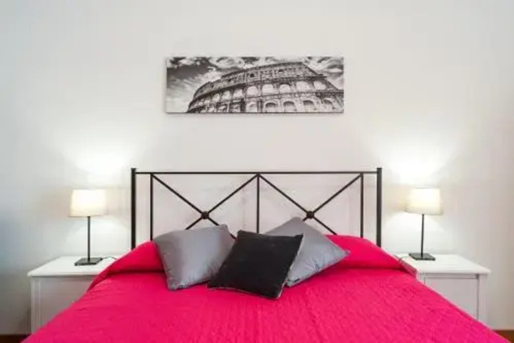 Room 3 of 12