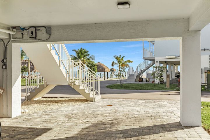 Property Grounds 25 of 32