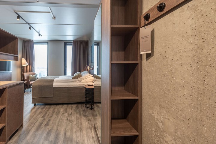Room 21 of 78
