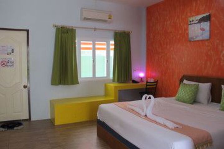 Room 13 of 47