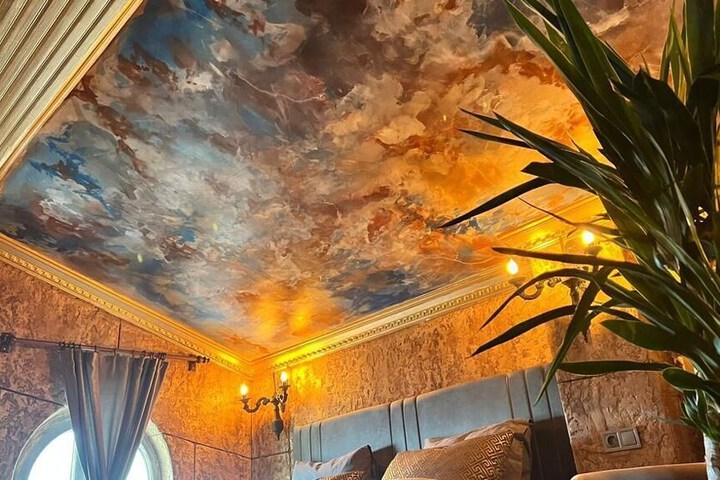 Room 44 of 71
