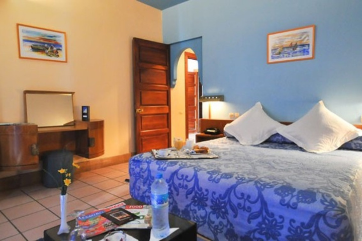 Room 4 of 6