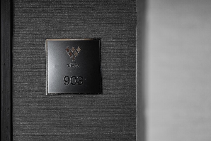 Ballroom/Hall 28 of 32