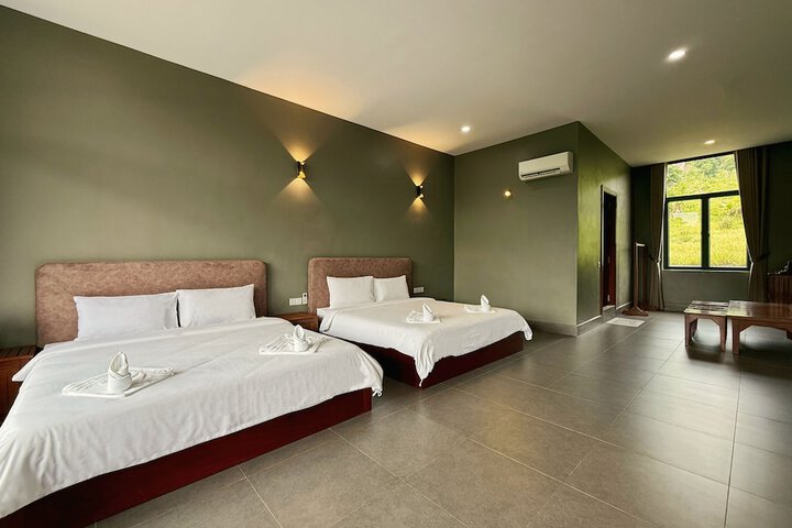 Room 9 of 40
