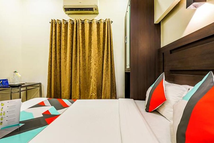 Room 16 of 25