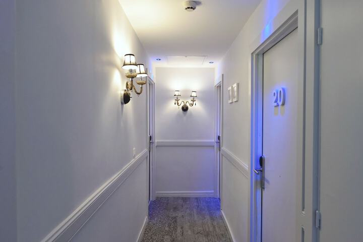 Ballroom/Hall 62 of 85