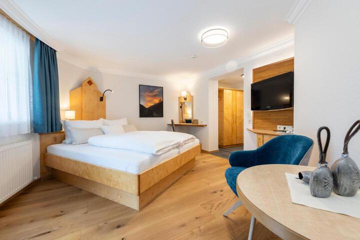 General 51 of 100