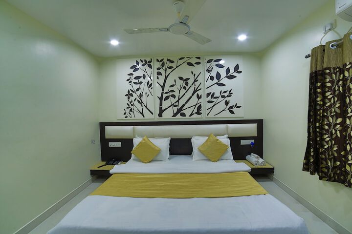 Room 4 of 35