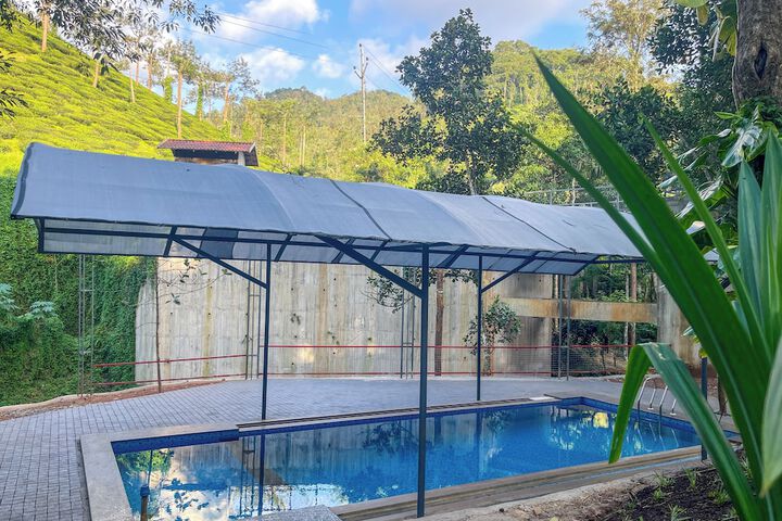 Pool 45 of 71